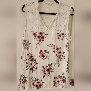 Penningtons "In Every Story" Sleeveless Blouse. 1X. White With Floral Pattern.
